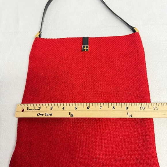 Kate Spade Wool Shoulder bag in deep red - Picture 12 of 16